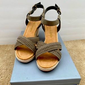 Michael Shannon Wedge Shoe 7 - NIB